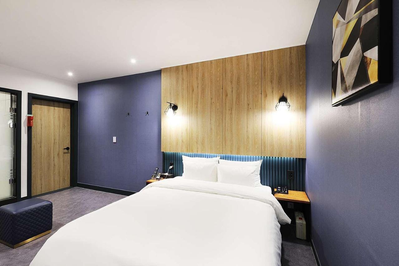 Mariposa Hotel Songtan Pyeongtaek Exterior foto