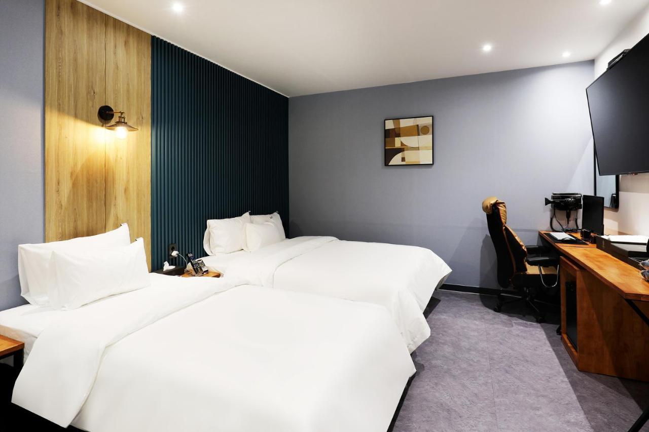 Mariposa Hotel Songtan Pyeongtaek Exterior foto